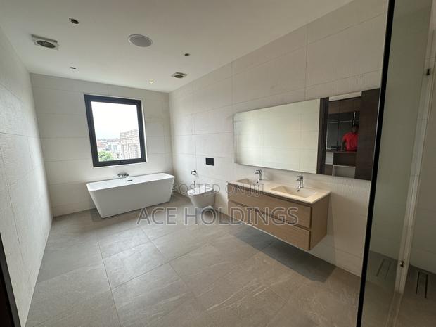 5bdrm Mansion in Trasacco, East Legon for sale · Photo 8