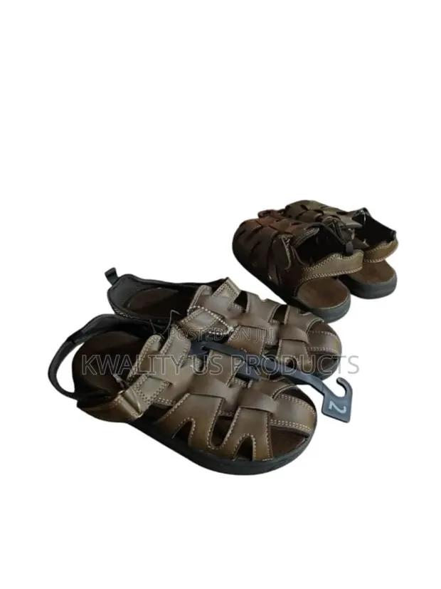 Wonder Nation Boys Sandals · Photo 1