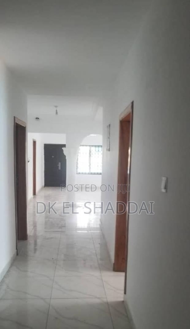 5bdrm House in Pokuase for rent · Photo 4