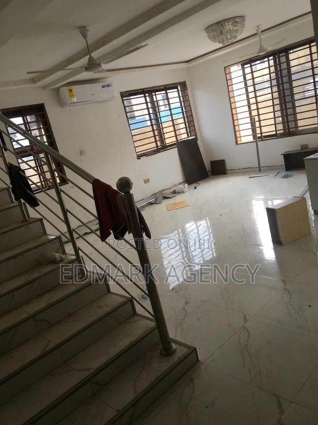4bdrm House in Kwabenya Acp, Accra Metropolitan for sale · Photo 8