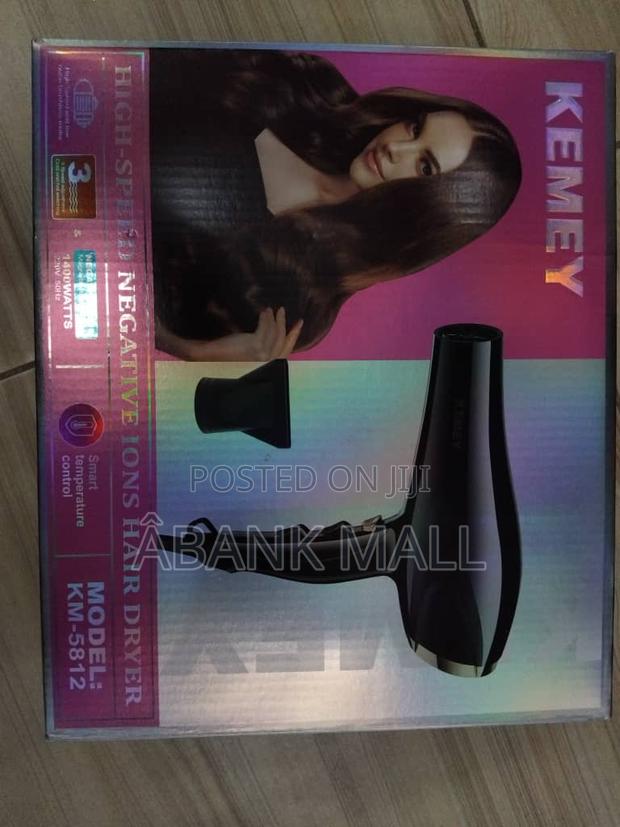 Hair Dryer · Photo 3