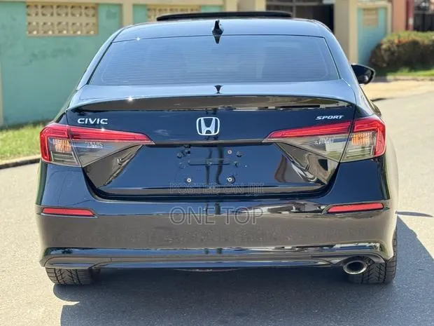 Honda Civic Sport CVT 2024 Black · Photo 1