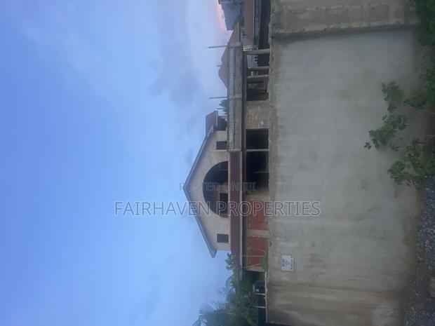 5bdrm House in Tseaddo, Airport Residential Area for sale · Photo 8