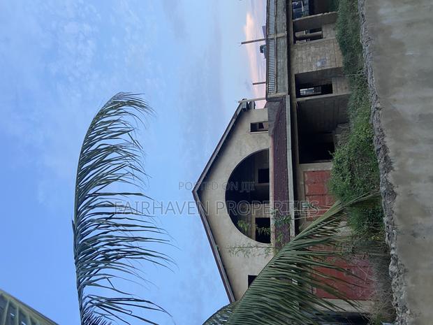 5bdrm House in Tseaddo, Airport Residential Area for sale · Photo 6