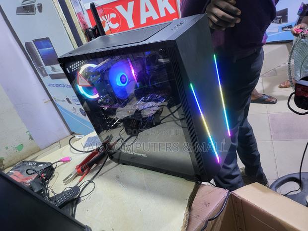 New Server 32GB Intel Core i7 HDD+SSD 1.5T · Photo 2