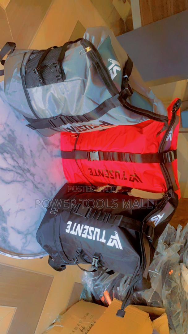 Back Pack and Traveling Bag · Photo 6