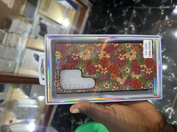 Samsung Galaxy S24 Ultra Mandala Art Design Case · Photo 3
