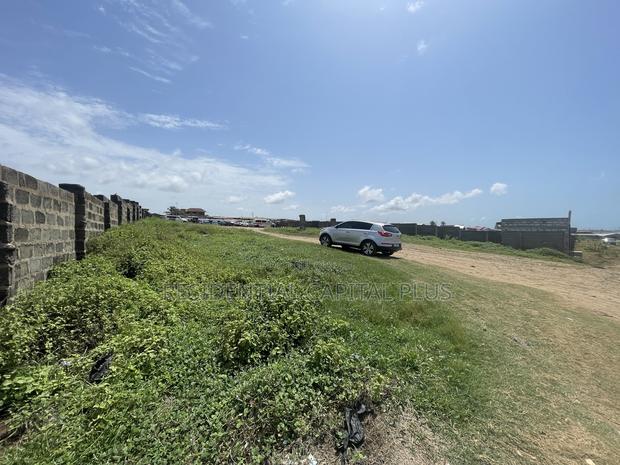 Beach Land, 4-Plots for Sale at Sakumono -Titanic · Photo 3