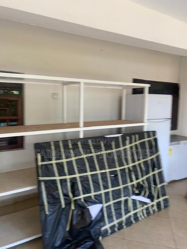 6bdrm House in Cantonment, Cantonments for rent · Photo 6