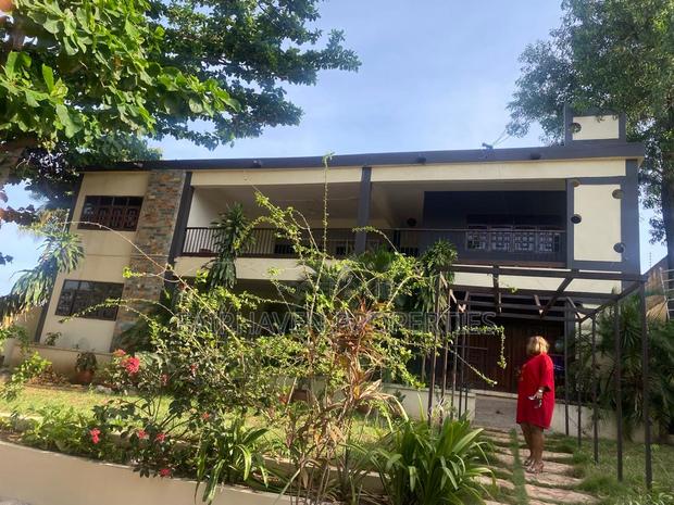 6bdrm House in Cantonment, Cantonments for rent · Photo 1