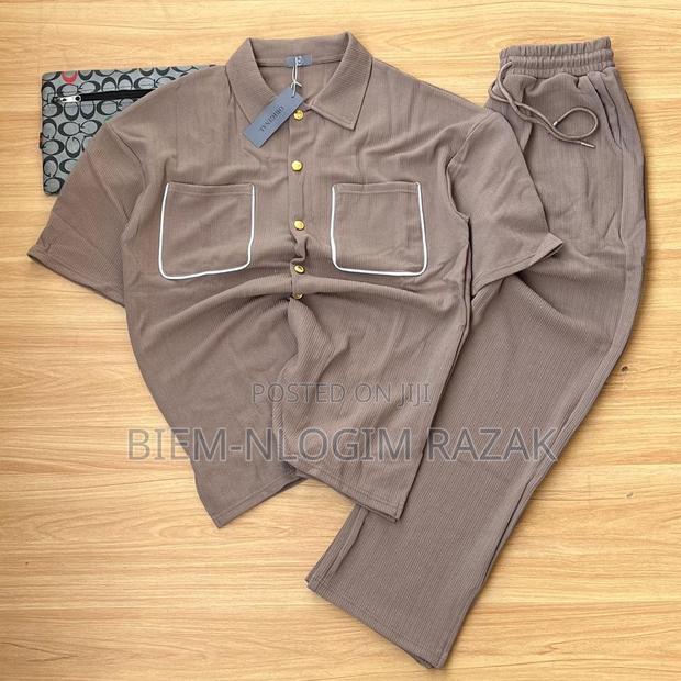 High Quality Top N Down Available in Stock · Photo 8