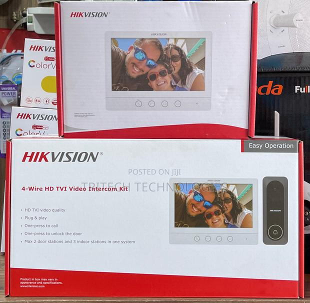 Hikvision Analog Intercom 2 Indoor Unit and 1 Outdoor Units · Photo 1