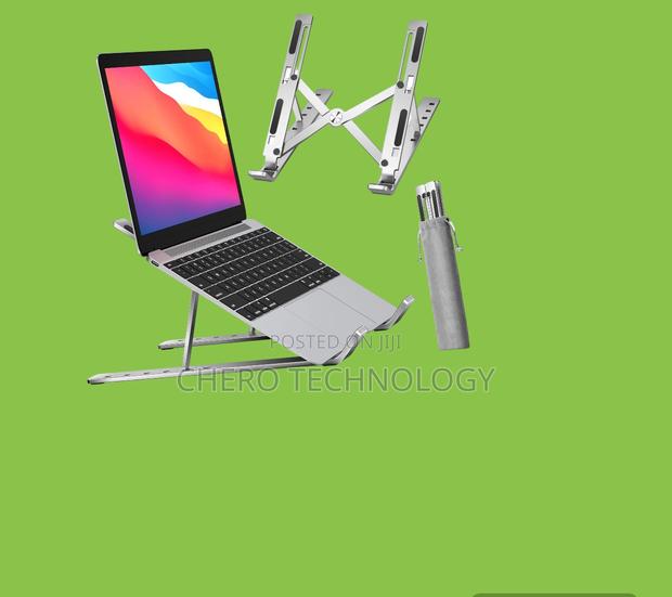 Laptop Stand · Photo 1
