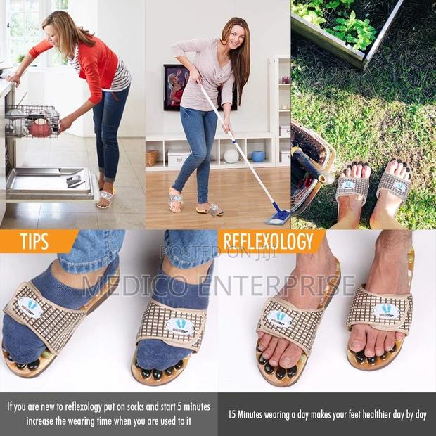 Accupressure Slippers · Photo 2