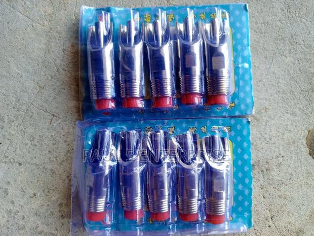 Pig Nipples or Drinkers Wholesale and Retail · Photo 1