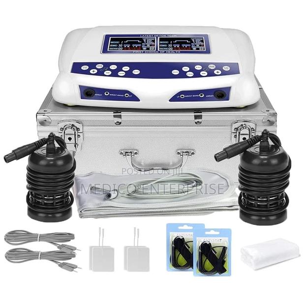 Ironic Detox Machine · Photo 1