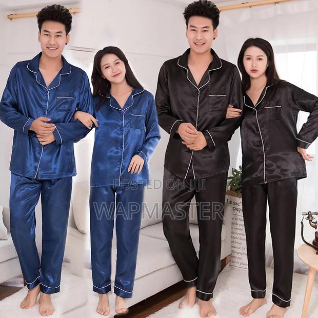 Long Sleeves 100% SILK PAJAMAS - Men Women Sleep / Lounge · Photo 1
