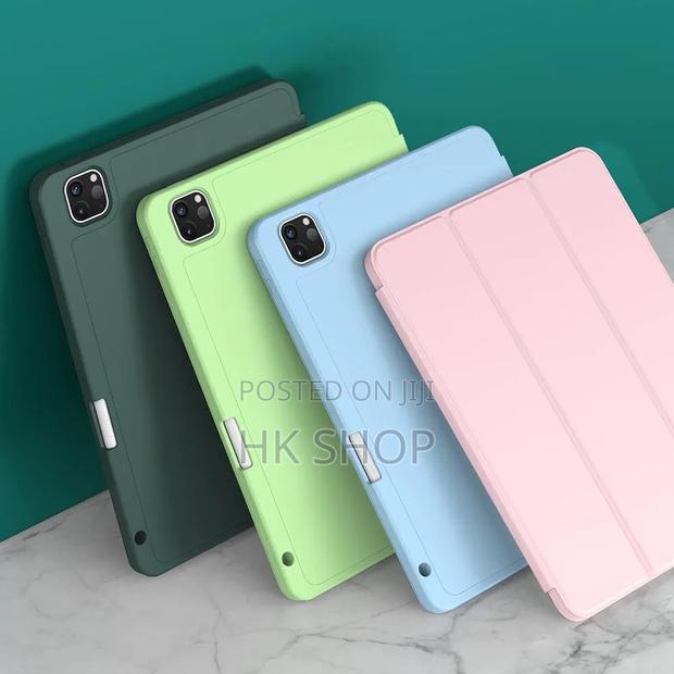 Smart Cover Case for iPad Pro 11 Inch With Pencil Holder · Photo 2