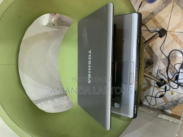 New Laptop Toshiba Satellite C50 3GB Intel Core 2 Duo HDD+SSD 250GB · Photo 2