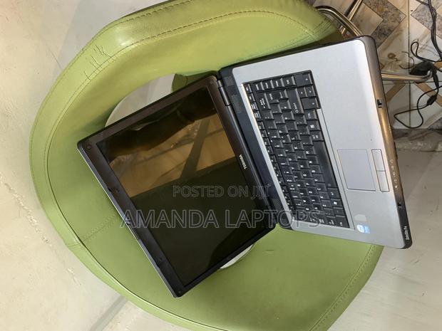 New Laptop Toshiba Satellite C50 3GB Intel Core 2 Duo HDD+SSD 250GB · Photo 4