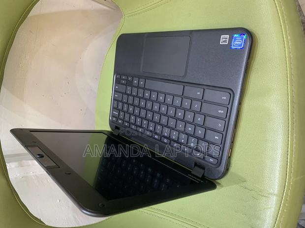 New Laptop Lenovo Chromebook C330 4GB Intel Xeon SSD 32GB · Photo 4