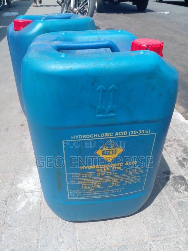 Hydrochloric ACID (30-33%) · Photo 1