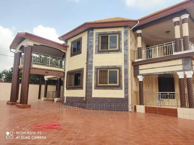 7bdrm House in Hilltop Gated, Kumasi Metropolitan for Rent · Photo 1