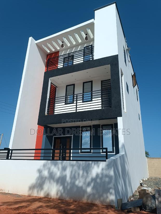 3bdrm House in Adenta for sale · Photo 1