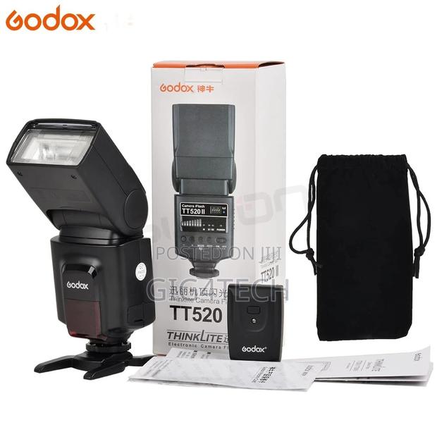 Godox Tt520ii Flash With Trigger · Photo 1