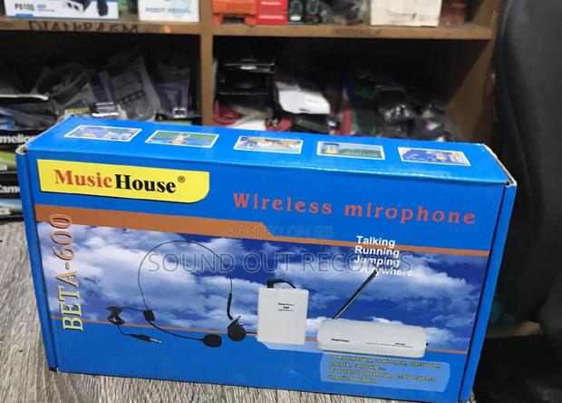 Musichouse Wireless Lapel Microphone System · Photo 2