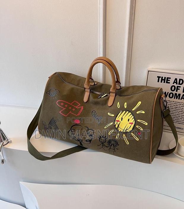 Original Canvas Material Duffle Bag · Photo 4