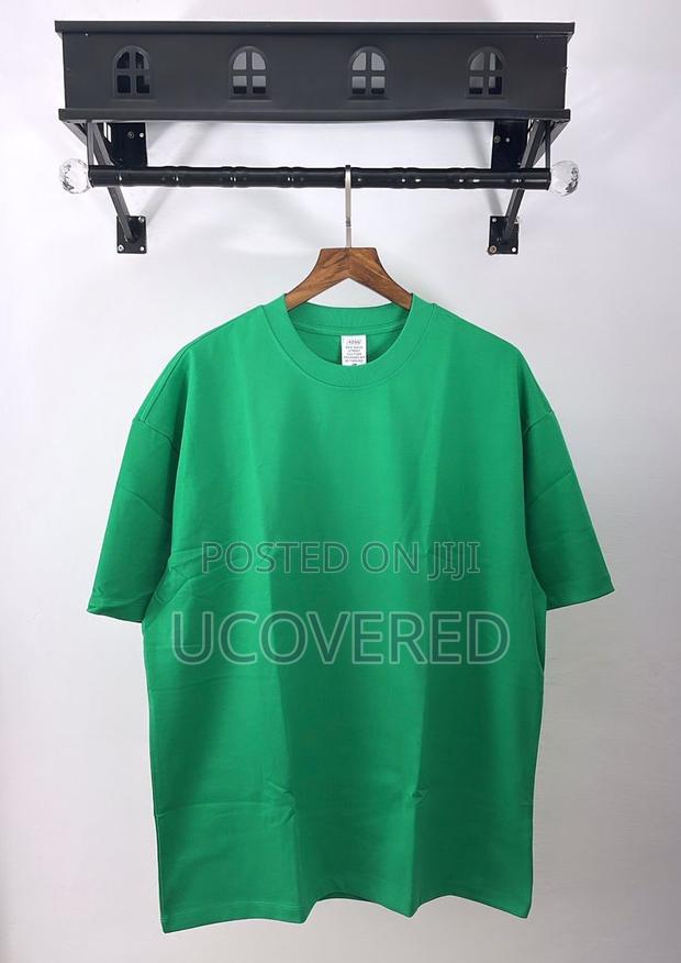 Unisex Non-Fading Plain T-Shirts · Photo 7