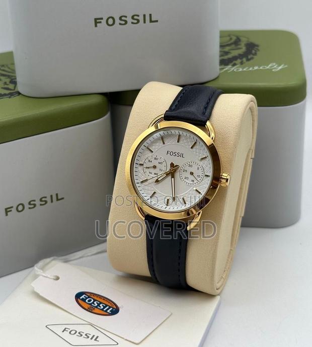 Fossil Ladies Watch · Photo 4