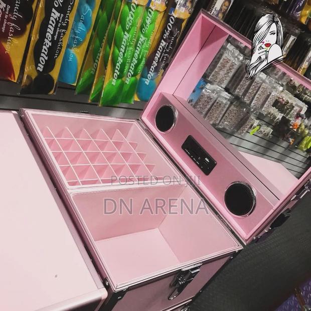Rolling Makeup Train Case With Manicure Table, 4 Drawers,S · Photo 4