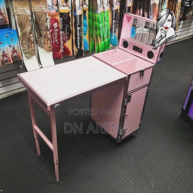 Rolling Makeup Train Case With Manicure Table, 4 Drawers,S · Photo 5