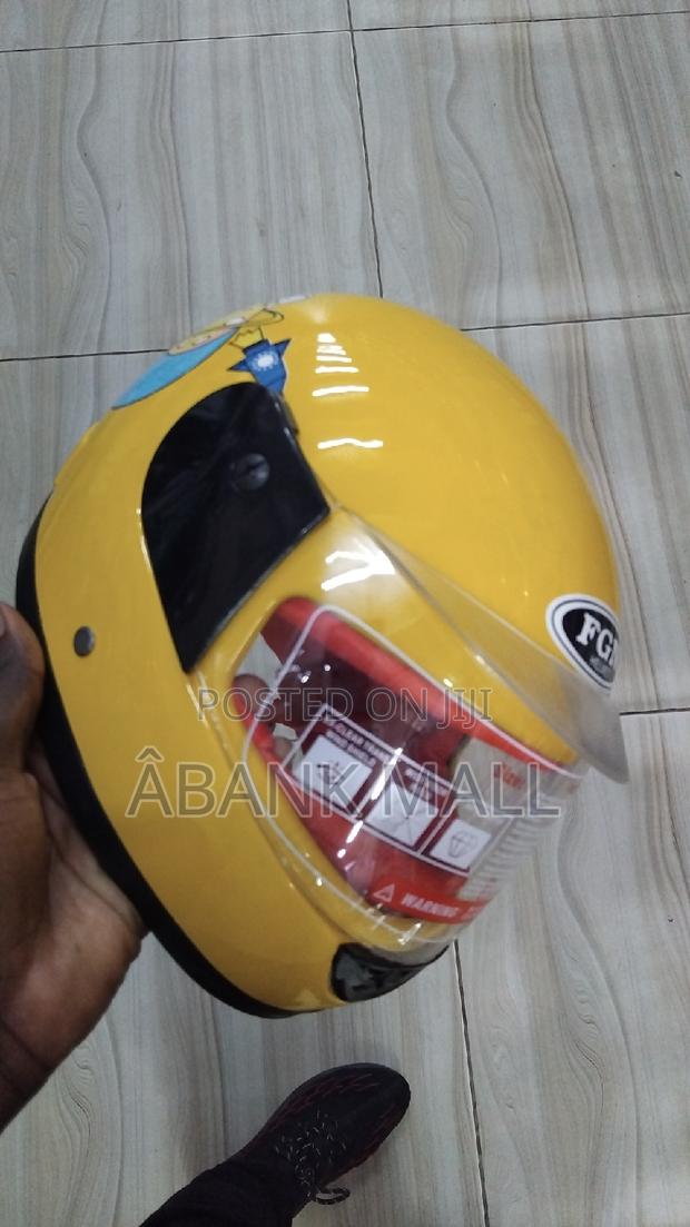Kids Motorbike Helmet · Photo 1