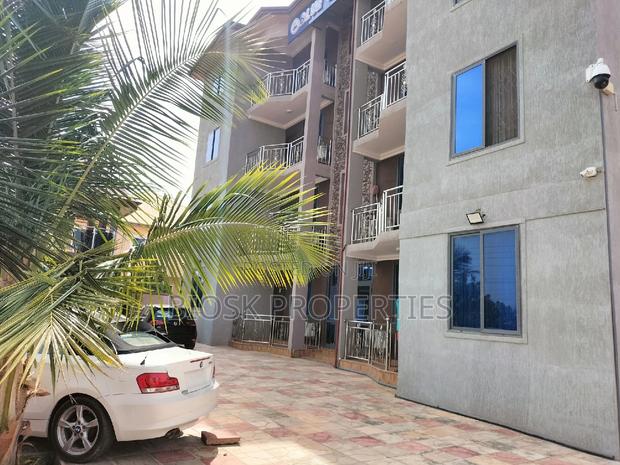Furnished 2bdrm Apartment in Billa-Fix Properties, Frafraha for rent · Photo 1