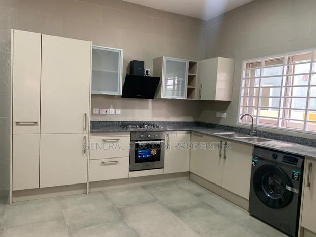 4bdrm Duplex in Suadom Properties, Spintex for rent · Photo 4