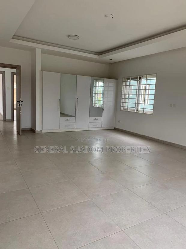 4bdrm Duplex in Suadom Properties, Spintex for rent · Photo 8