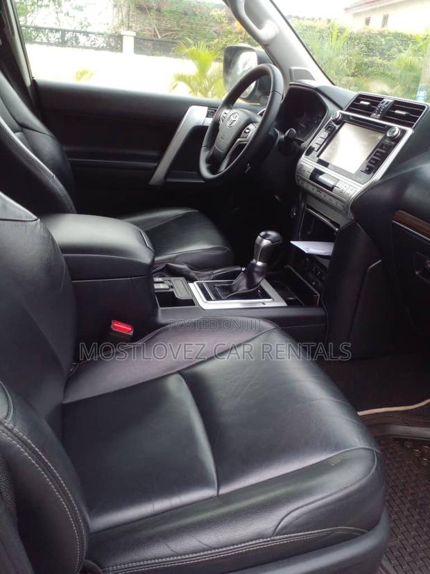 Car Rental- 7 Seat - Landcruisers Prado for Rent · Photo 2