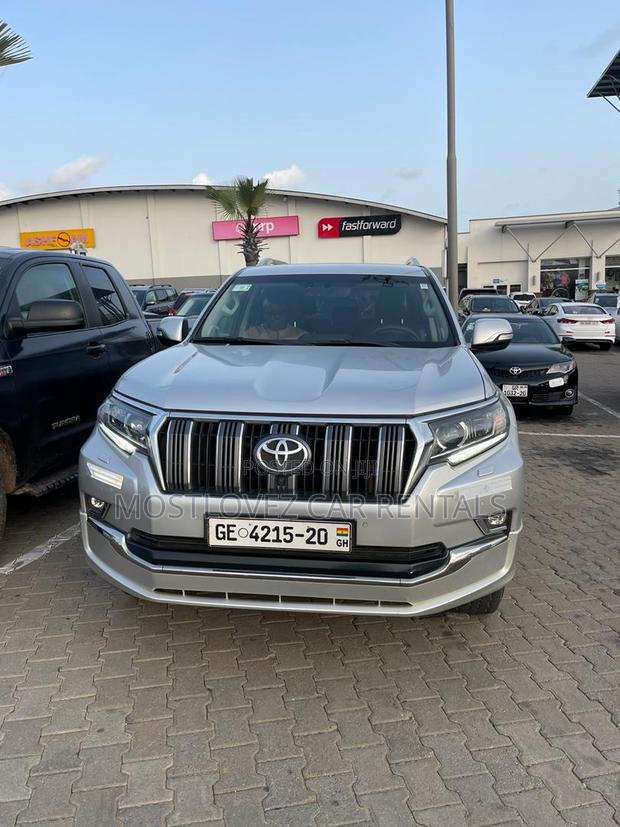 Car Rental- 7 Seat - Landcruisers Prado for Rent · Photo 1