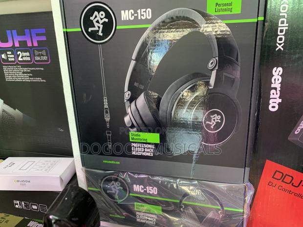 MACKIE MC-150 Professional Closed-Back Headphone · Photo 2
