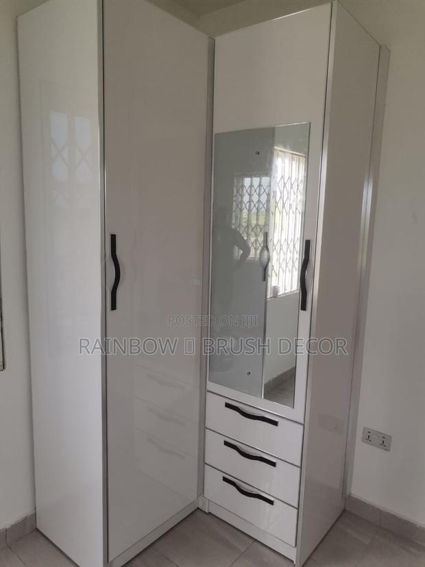 Advance Kitchen Cabinets and Wardrobe Installation · Photo 1
