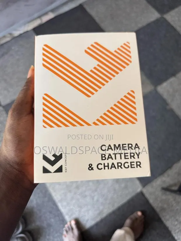 3 K F Concept Np-fw50 Battery And A Charger · Photo 1