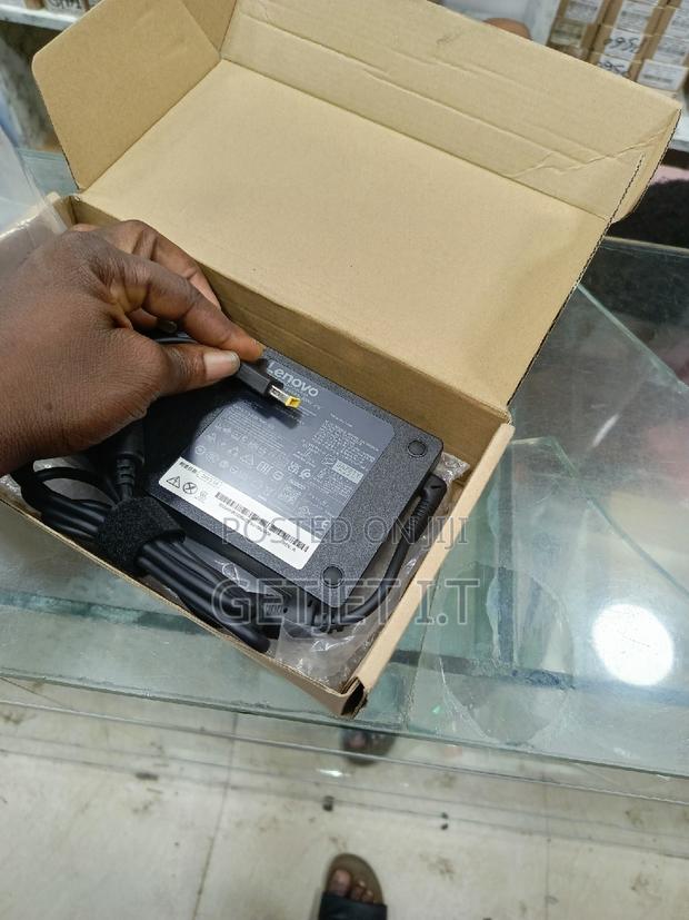 230wt, 180wt and 300wt Laptop Chargers for Sale · Photo 4