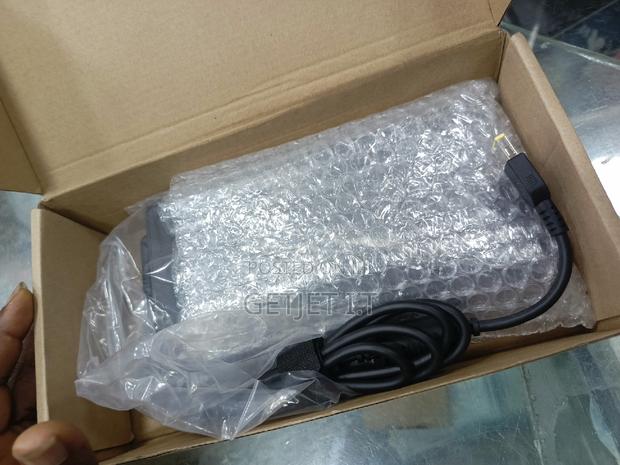 230wt, 180wt and 300wt Laptop Chargers for Sale · Photo 8