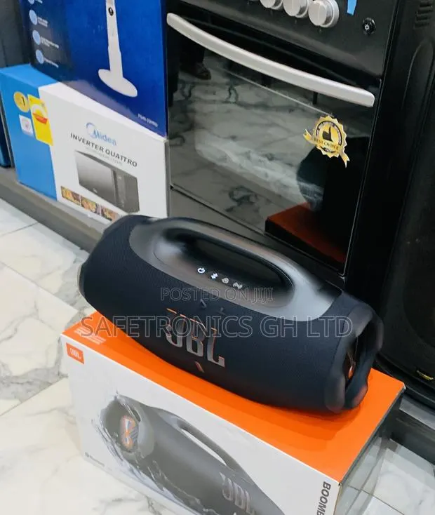 Experience Sleek Bluetooth Black___ JBL Boombox 4 Speaker · Photo 1