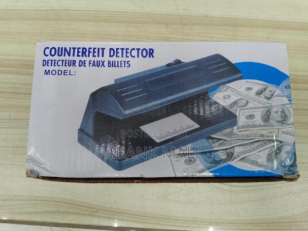 Counterfeit Detector · Photo 1