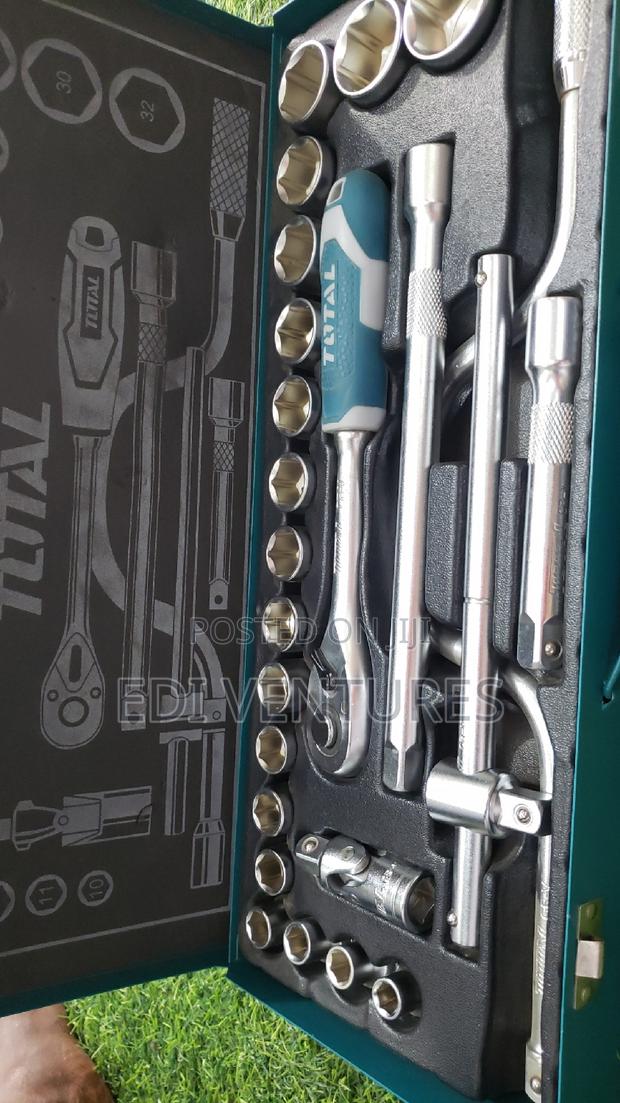 Total 24 PCS 1/2" Socket Set · Photo 4