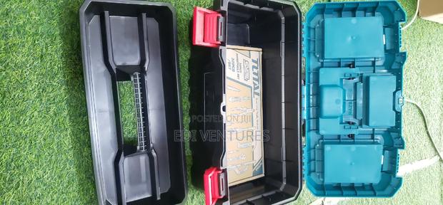 TOTAL 32 PCS Handtools Set (THKTHP20326) · Photo 4